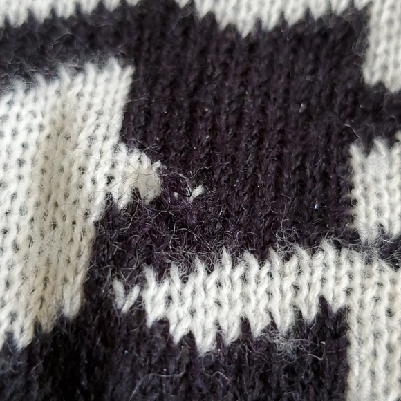 Decree- patterned sweater - Picture 5 of 5